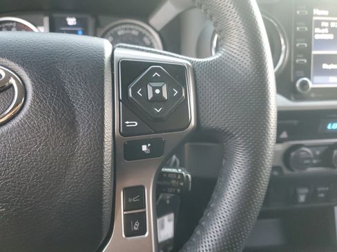 Used 2022 Toyota Tacoma SR5 w/ Technology Package image 21