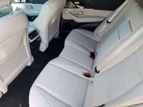 Used 2024 Mercedes-Benz GLE 350 4MATIC image 12