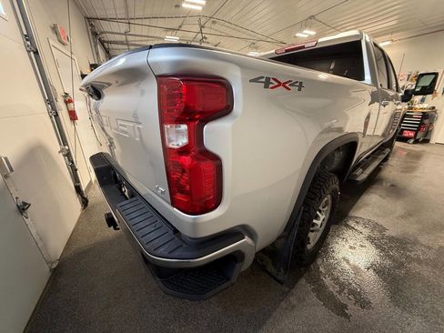 Used 2021 Chevrolet Silverado 2500 LT image 8