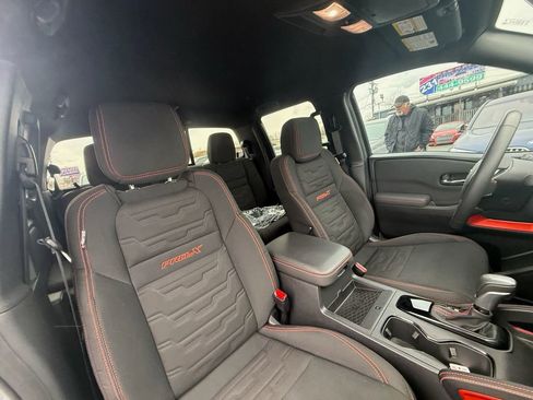 Used 2024 Nissan Frontier Pro-X w/ Pro Convenience Package image 24