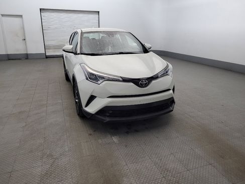 Used 2018 Toyota C-HR XLE image 13