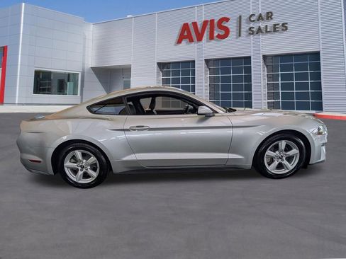 Used 2019 Ford Mustang Coupe RWD image 11