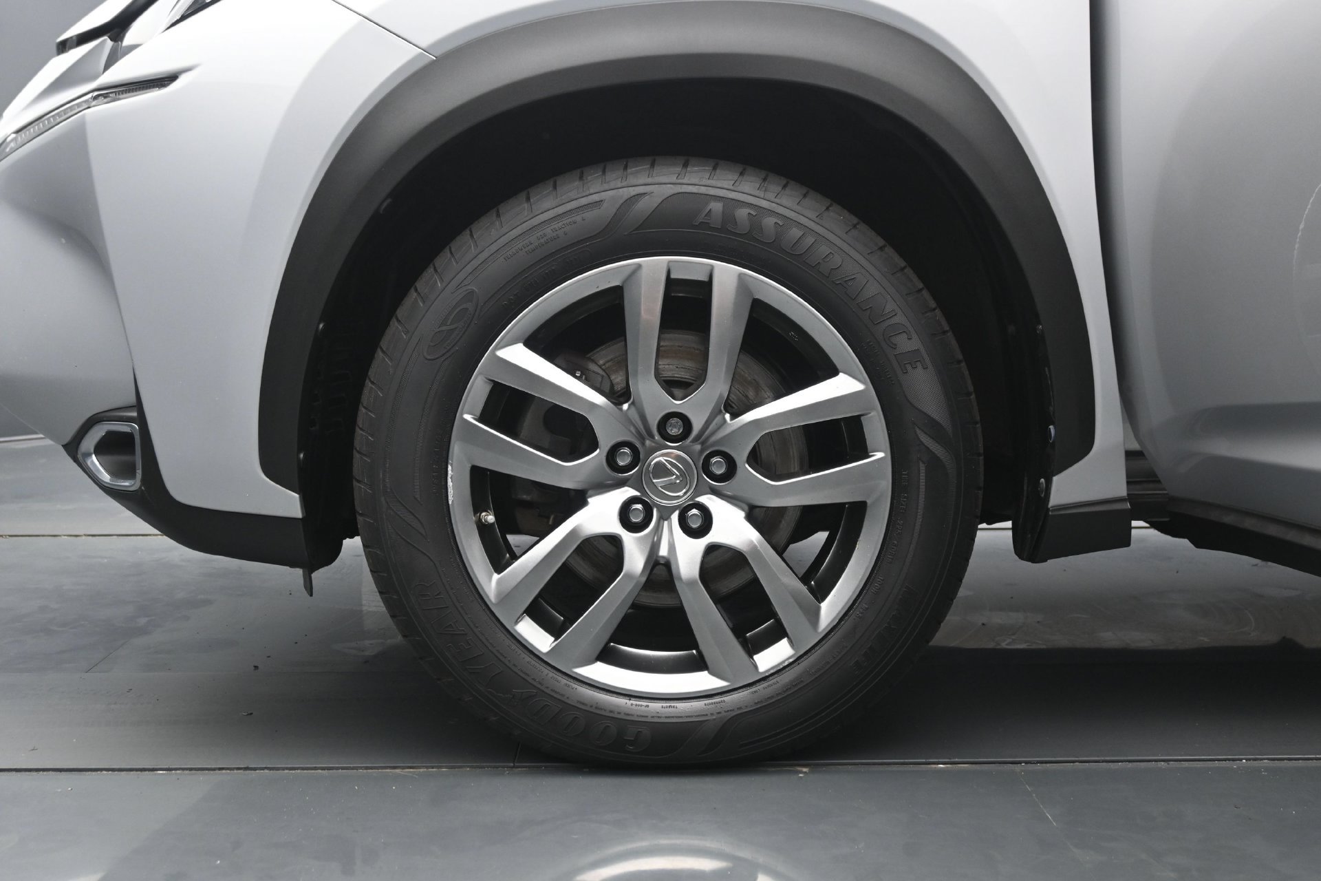Used 2015 Lexus NX 200t AWD w/ Premium Package image 32