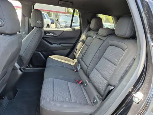 Used 2025 Chevrolet Equinox LT FWD image 28