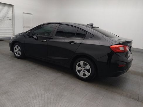 Used 2018 Chevrolet Cruze LS FWD image 3