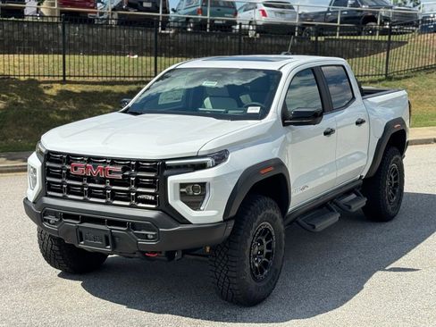 New 2026 GMC Canyon AT4X w/ AT4X AEV Edition image 10