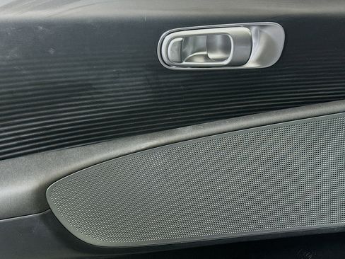 Used 2024 Hyundai Ioniq 6 SE image 15