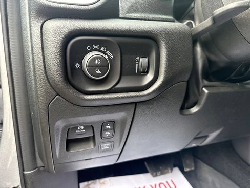 Used 2025 RAM 1500 Big Horn AWD/4WD image 14