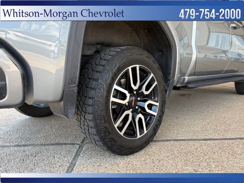 Used 2024 GMC Sierra 1500 AT4 w/ Technology Package AWD/4WD image 47