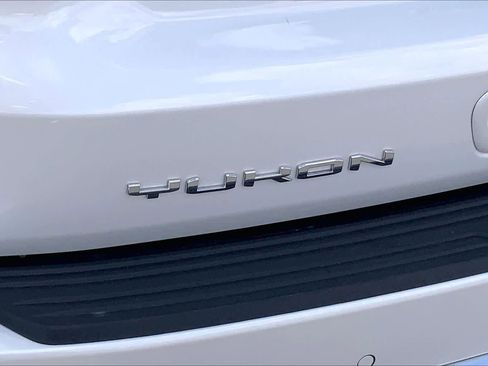 Used 2023 GMC Yukon XL Denali w/ Max Trailering Package AWD/4WD image 10
