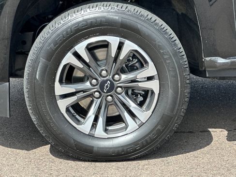 Used 2021 Chevrolet Colorado Z71 AWD/4WD image 24