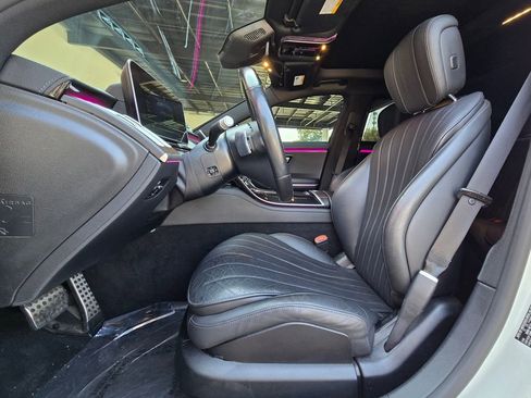 Used 2022 Mercedes-Benz S 500 4MATIC w/ AMG Line Package image 2