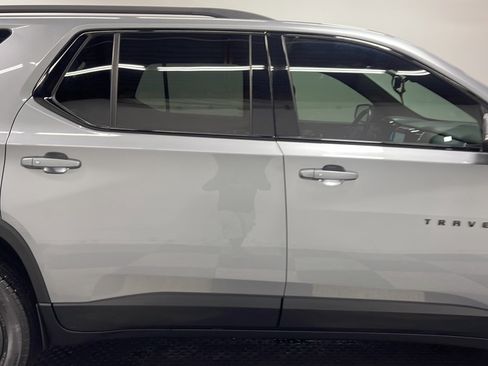 Used 2023 Chevrolet Traverse RS AWD/4WD image 22