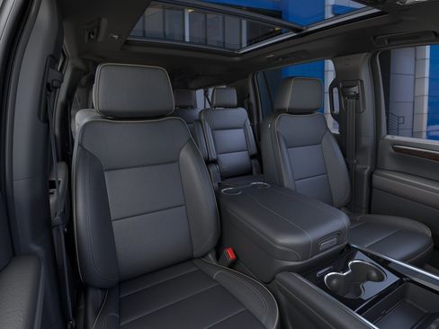 New 2026 Chevrolet Suburban Premier w/ Sun And Tow Package AWD/4WD image 44