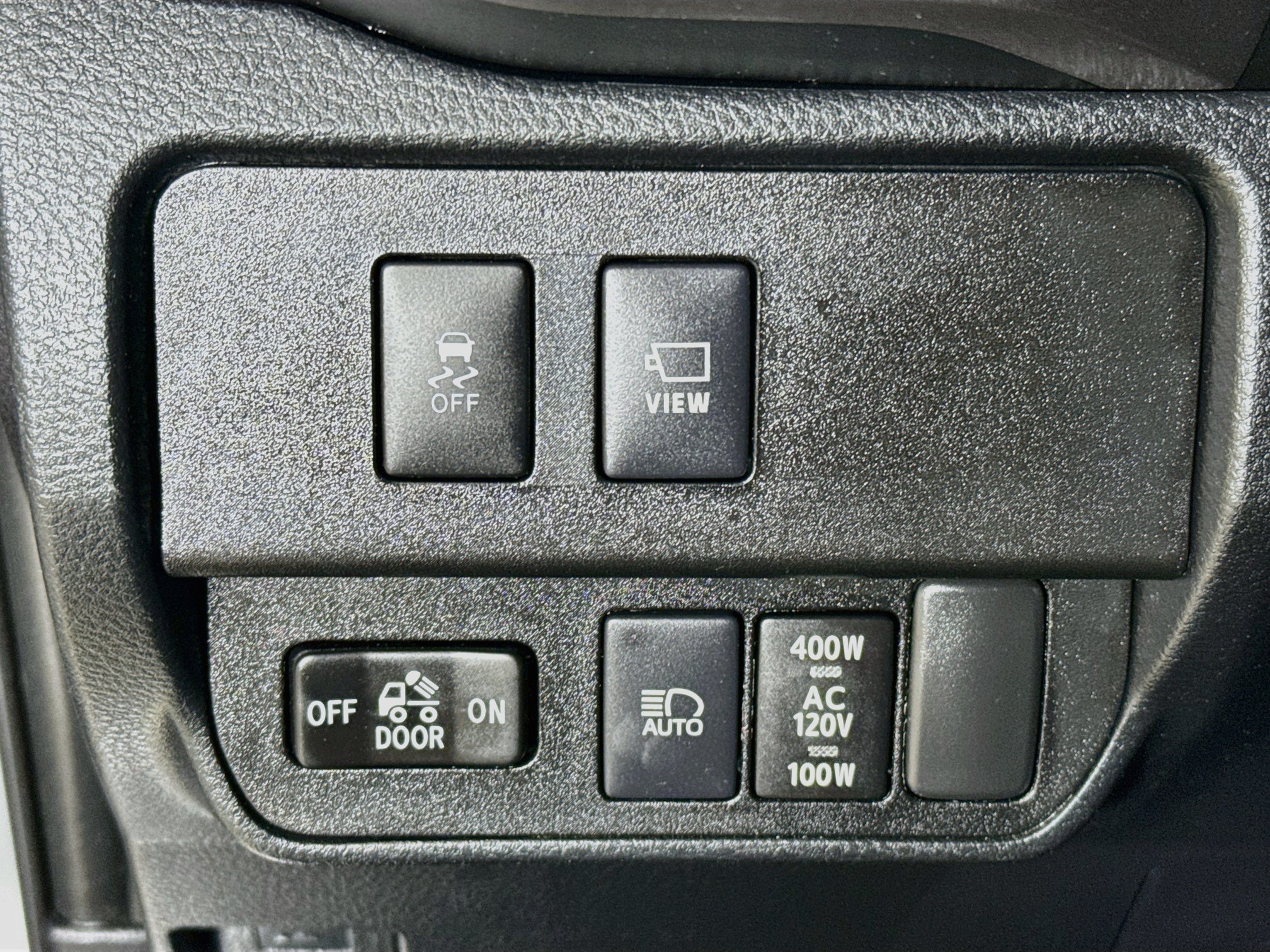 Certified 2021 Toyota Tacoma Limited AWD/4WD image 12