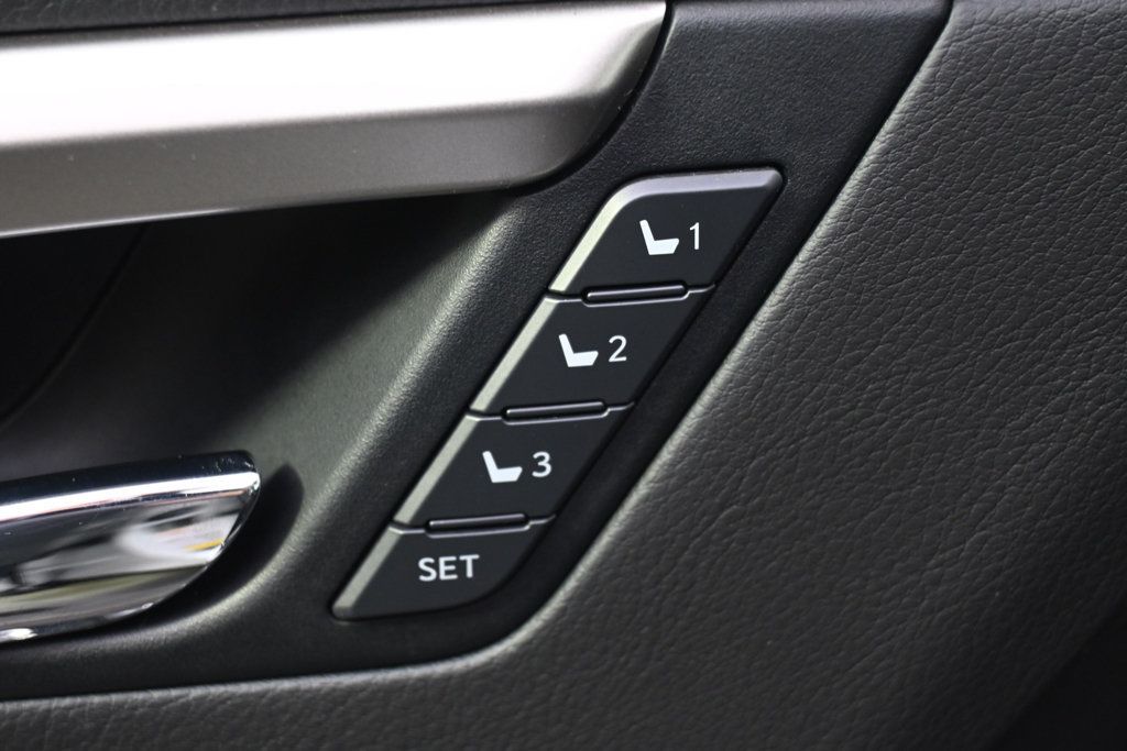 Used 2016 Lexus RX 450h AWD w/ Cold Weather Package image 25