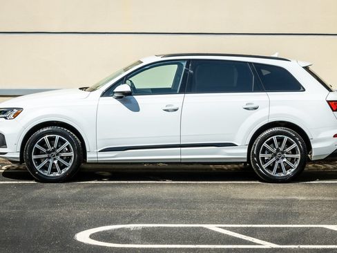 Used 2023 Audi Q7 2.0T Premium Plus w/ Premium Plus Package AWD/4WD image 4