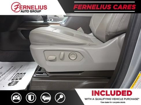 Used 2023 Chevrolet Silverado 1500 RST AWD/4WD image 19