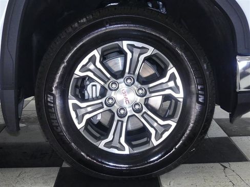 Used 2025 GMC Sierra 1500 SLT image 31