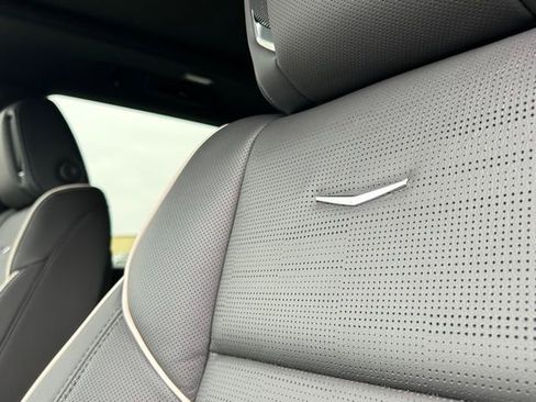 New 2026 Cadillac Escalade Luxury w/ Touring Package image 28