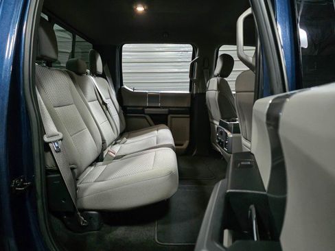 Used 2018 Ford F150 XLT w/ Equipment Group 302A Luxury image 19