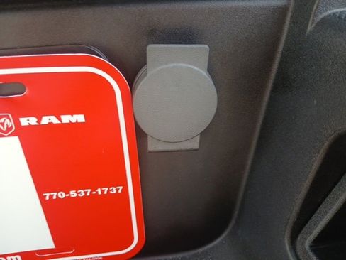 Used 2023 Ford F250 Lariat w/ Black Appearance Package image 10