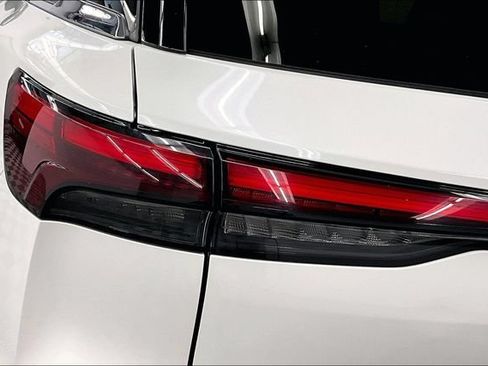 Used 2023 INFINITI QX60 Luxe AWD/4WD image 37