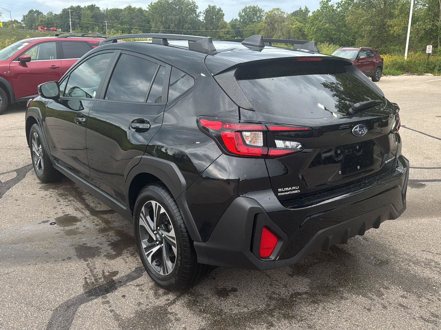 Used 2025 Subaru Crosstrek 2.5i Premium AWD/4WD image 3