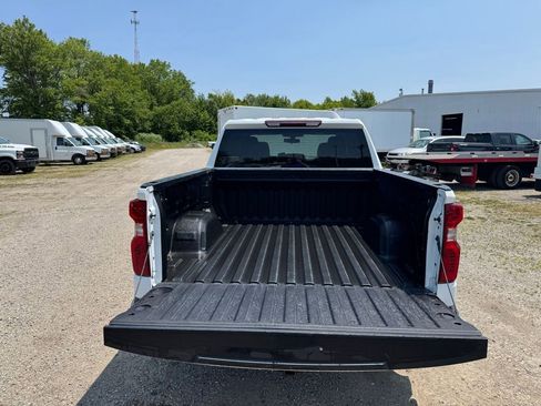 Used 2020 Chevrolet Silverado 1500 LT w/ Remote Start Package AWD/4WD image 10