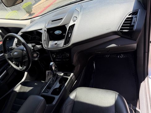 Used 2018 Ford Escape SEL AWD/4WD image 20