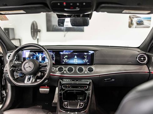 Used 2022 Mercedes-Benz E 53 AMG 4MATIC Sedan image 28