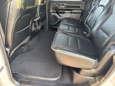 Used 2025 RAM 1500 Laramie AWD/4WD image 17