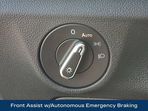 Used 2021 Volkswagen Jetta S w/ Driver Assistance Package FWD image 9