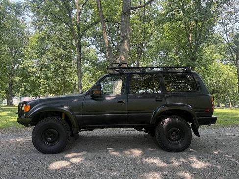 Used 1996 Toyota Land Cruiser AWD/4WD image 8