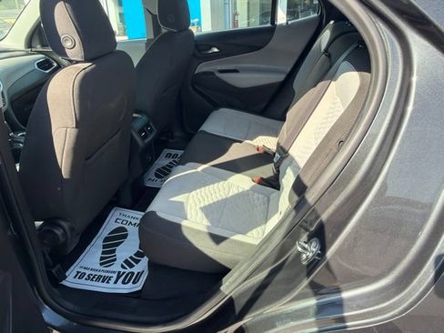 Used 2020 Chevrolet Equinox LS FWD image 9