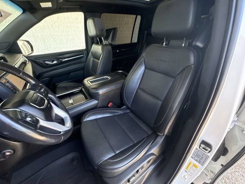 Certified 2021 GMC Yukon XL Denali AWD/4WD image 20
