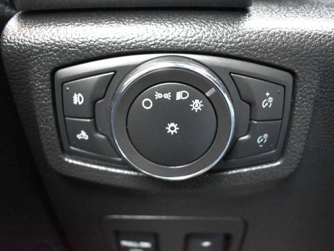 Used 2016 Ford F150 XLT w/ Equipment Group 302A Luxury AWD/4WD image 37