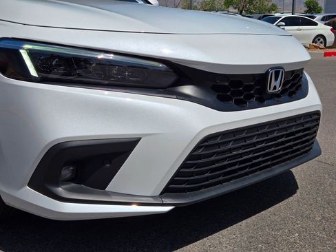 Used 2024 Honda Civic Sport Touring image 2