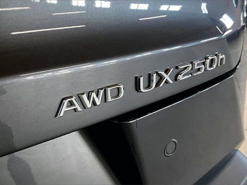 Used 2023 Lexus UX 250h AWD w/ Premium Package image 24
