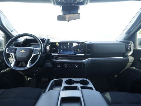 Used 2022 Chevrolet Silverado 1500 LT image 14