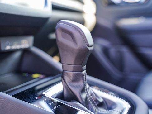 Certified 2025 Subaru Forester Limited image 22