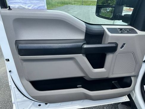 Used 2018 Ford F350 XL w/ Power Equipment Group AWD/4WD image 11