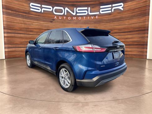 Used 2022 Ford Edge SEL w/ Convenience Package AWD/4WD image 3