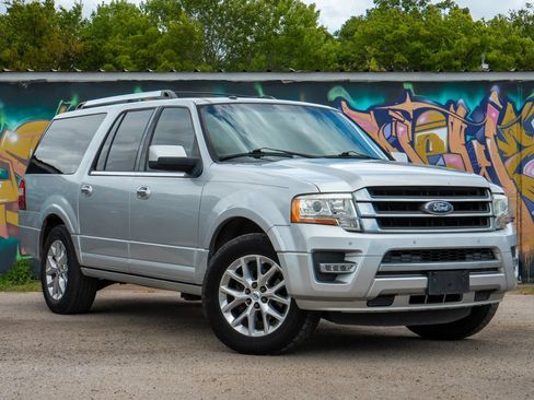 Used 2015 Ford Expedition EL Limited w/ Equipment Group 301A RWD image 2