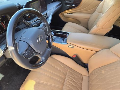 Used 2021 Lexus LS 500 w/ Interior Upgrade Package image 14