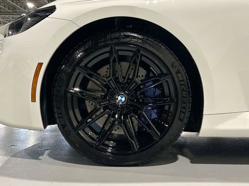 Used 2024 BMW M2 w/ Lighting Package image 5