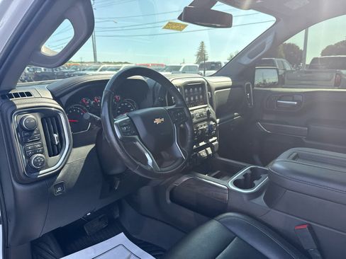 Certified 2020 Chevrolet Silverado 1500 LTZ AWD/4WD image 11