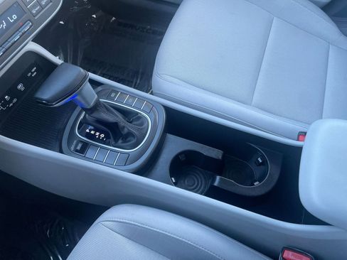 Used 2025 Hyundai Kona SEL image 43