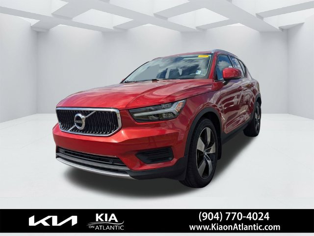 Used 2020 Volvo XC40 T5 Momentum w/ Protection Package Premier AWD/4WD image 7