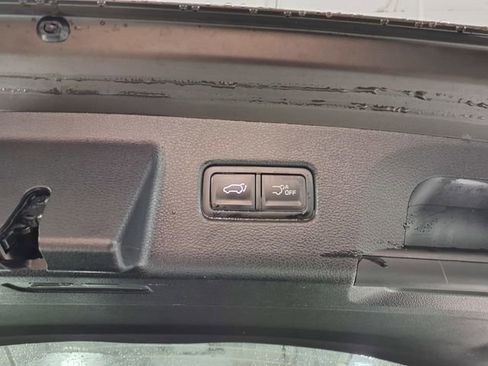 Used 2025 Kia Telluride S FWD image 15